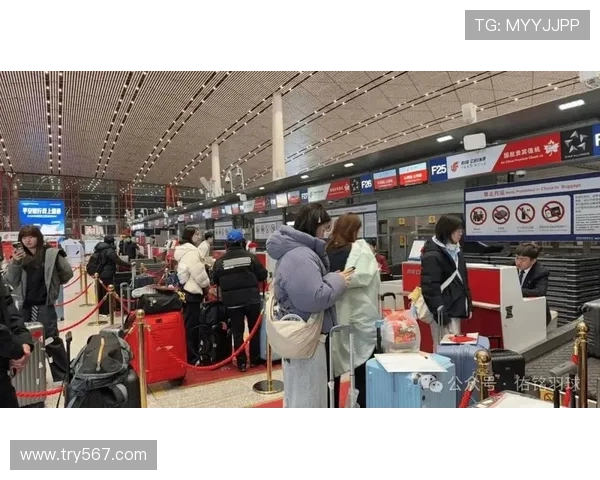 大连机场为球迷开设优先值机通道